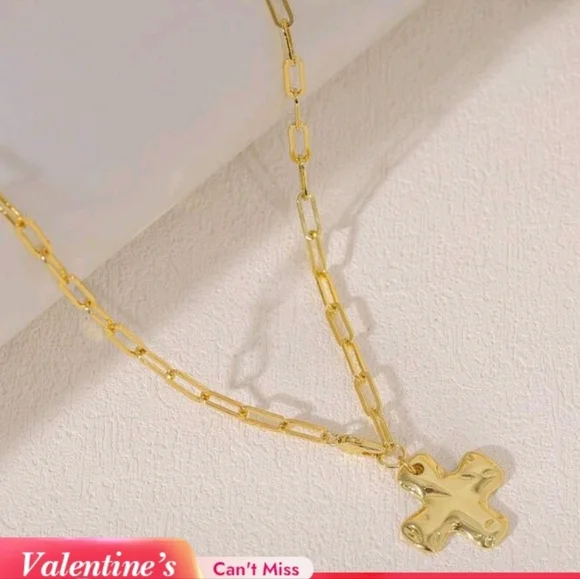 Gold Cross Pendant Necklace Elegant - Picture 4 of 4